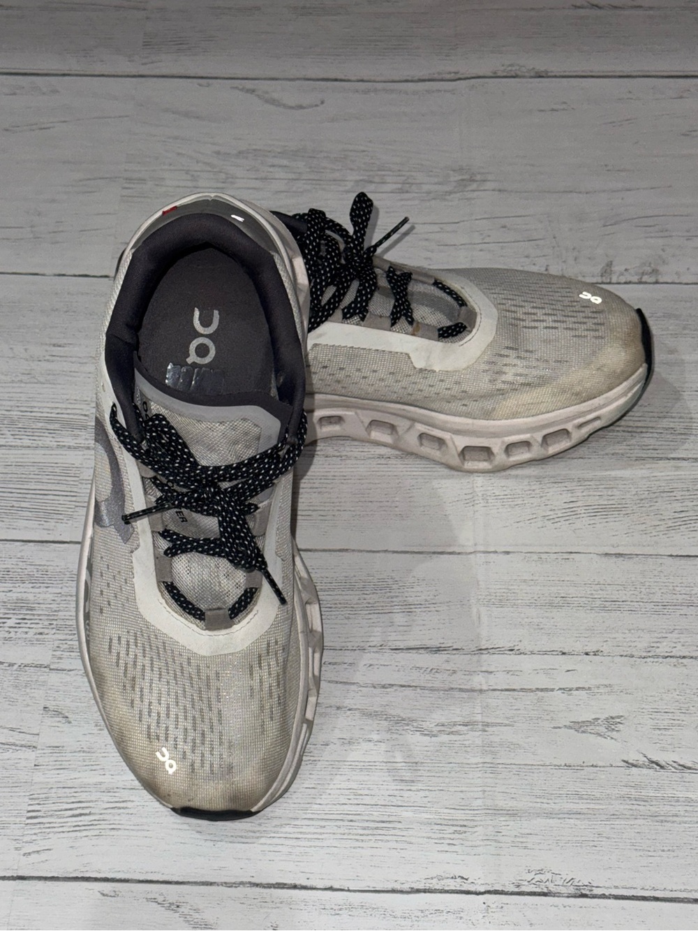 On Cloud Lightweight Running Shoes - Picture 7 of 14